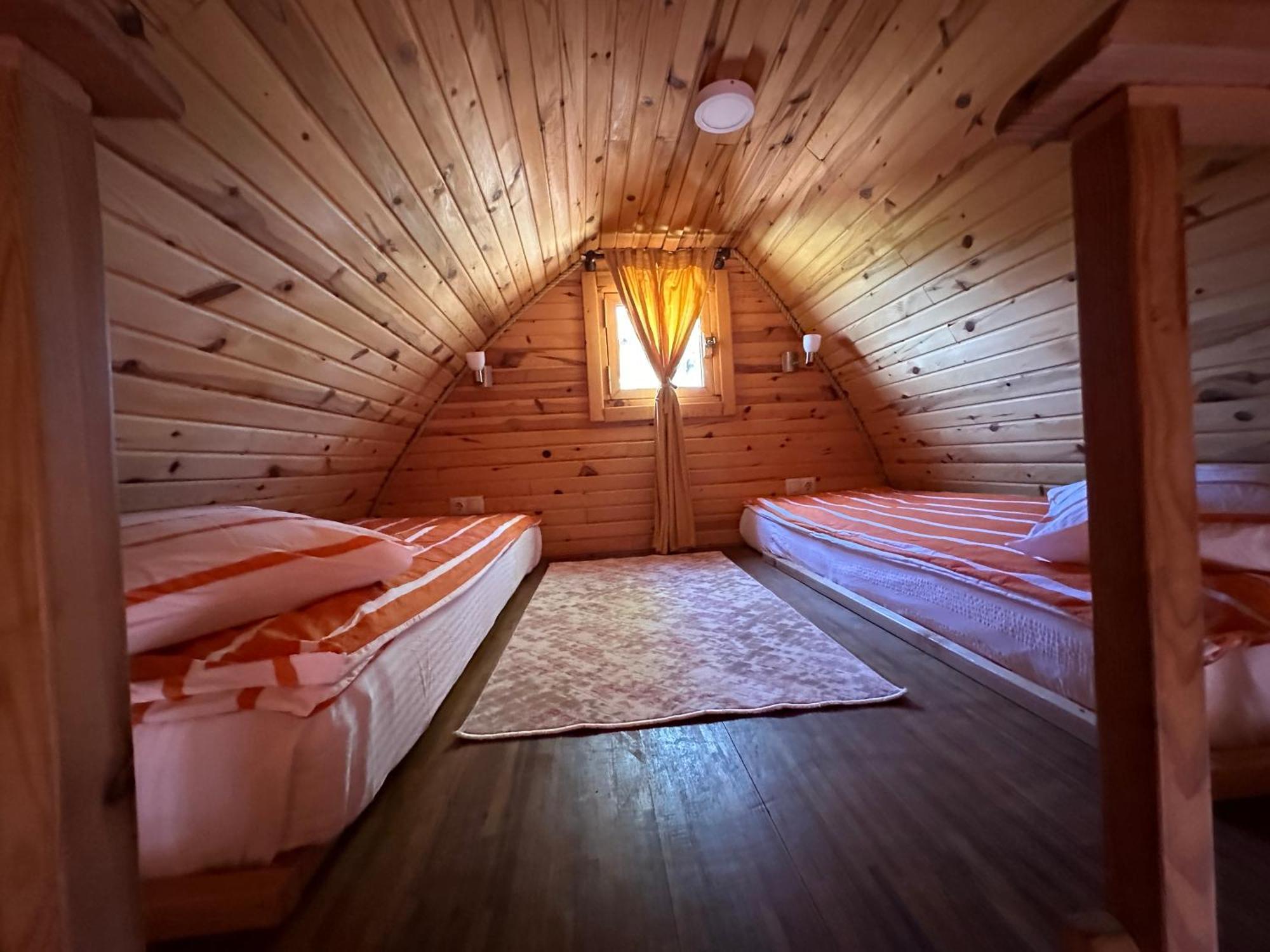 Otantik Tas Ev Bed & Breakfast Dalaman Luaran gambar