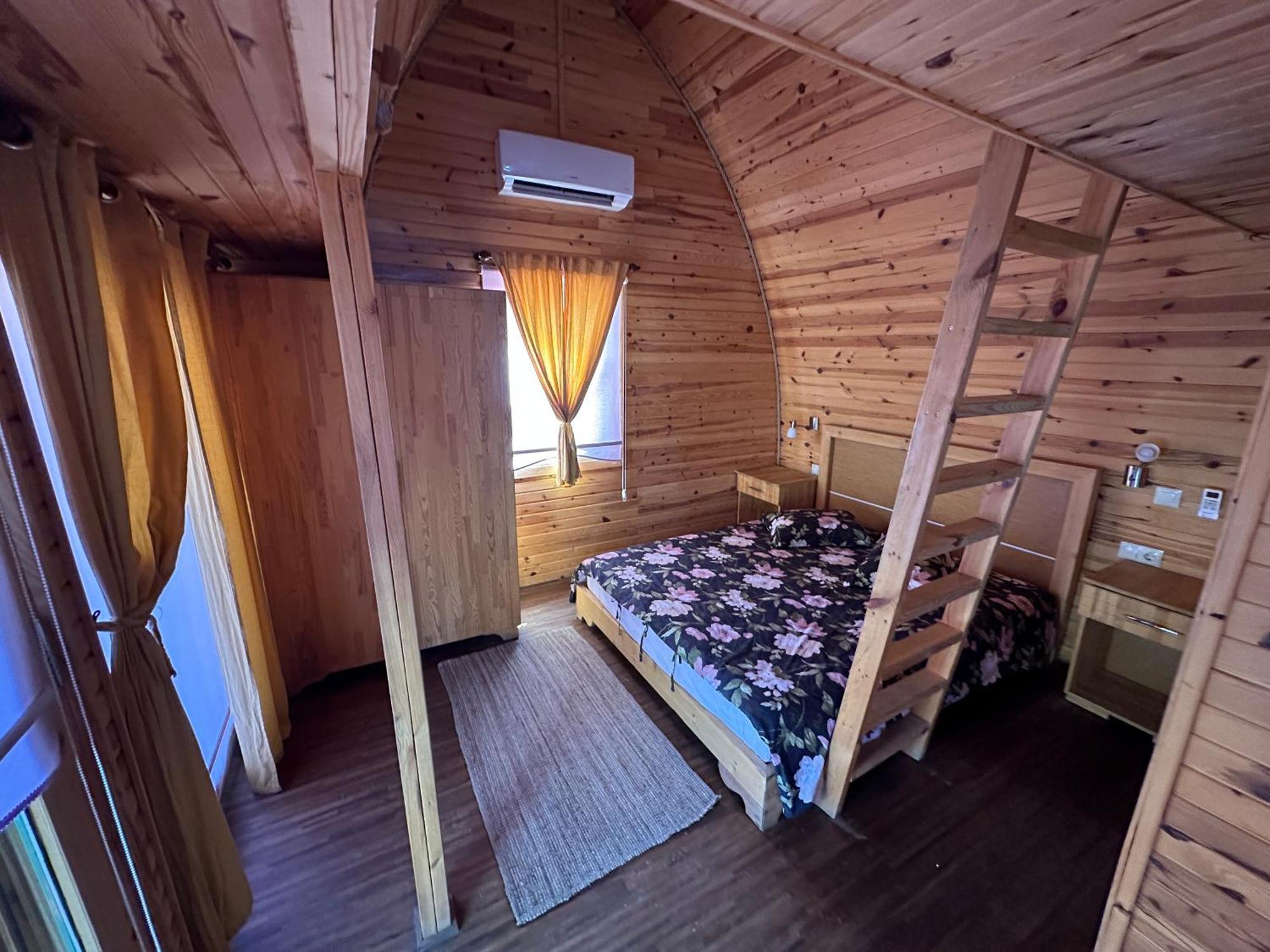 Otantik Tas Ev Bed & Breakfast Dalaman Luaran gambar