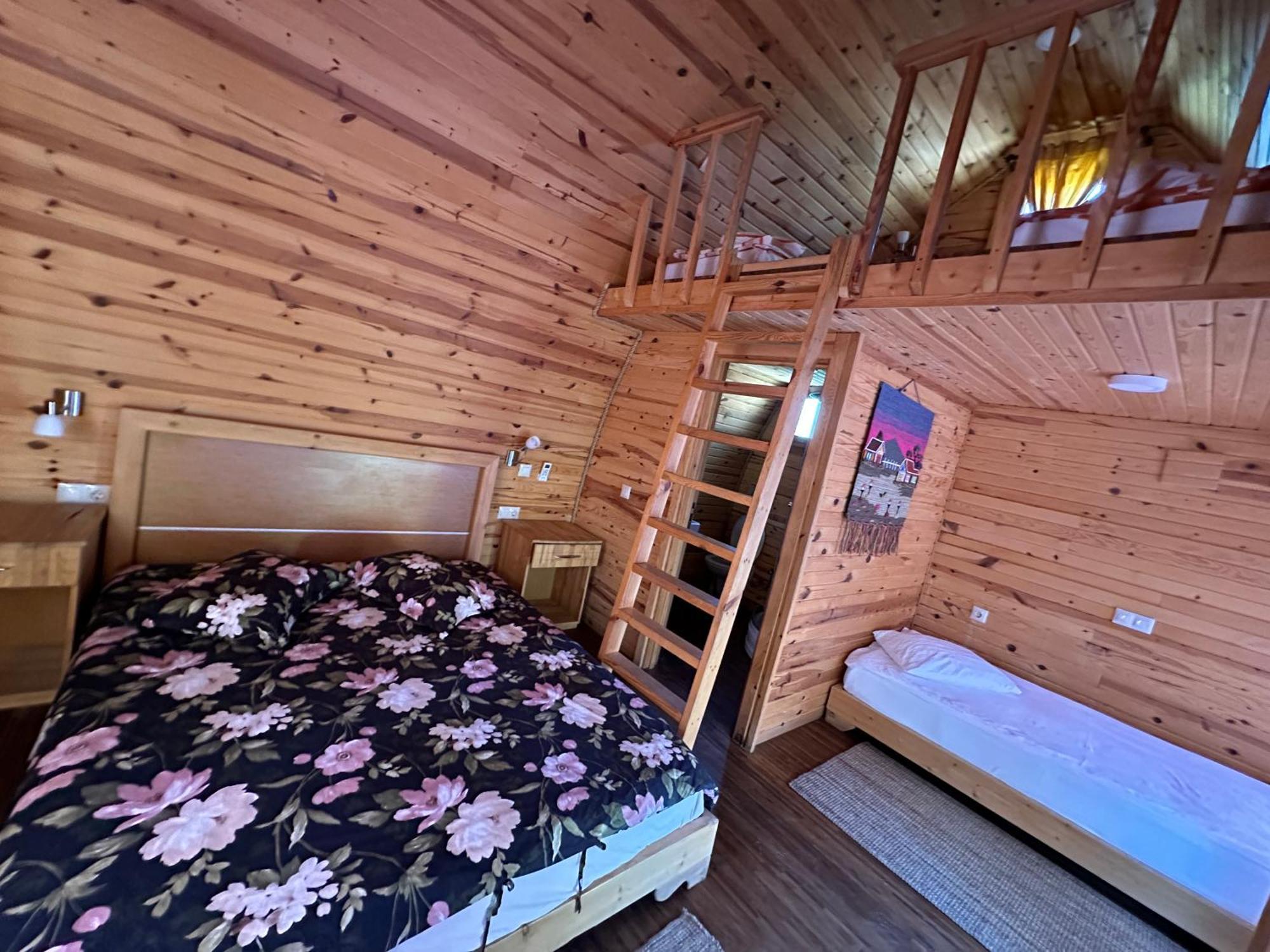 Otantik Tas Ev Bed & Breakfast Dalaman Luaran gambar