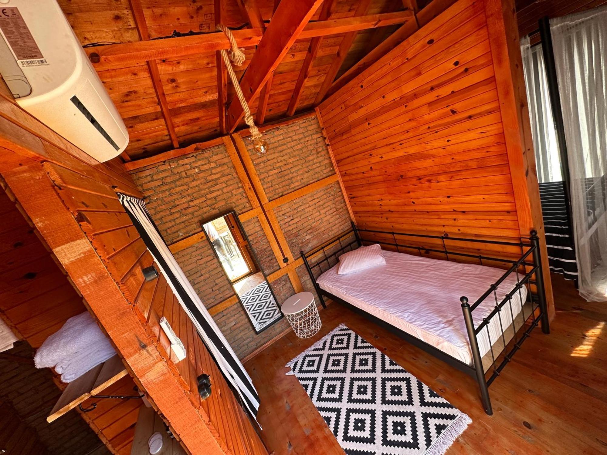Otantik Tas Ev Bed & Breakfast Dalaman Luaran gambar