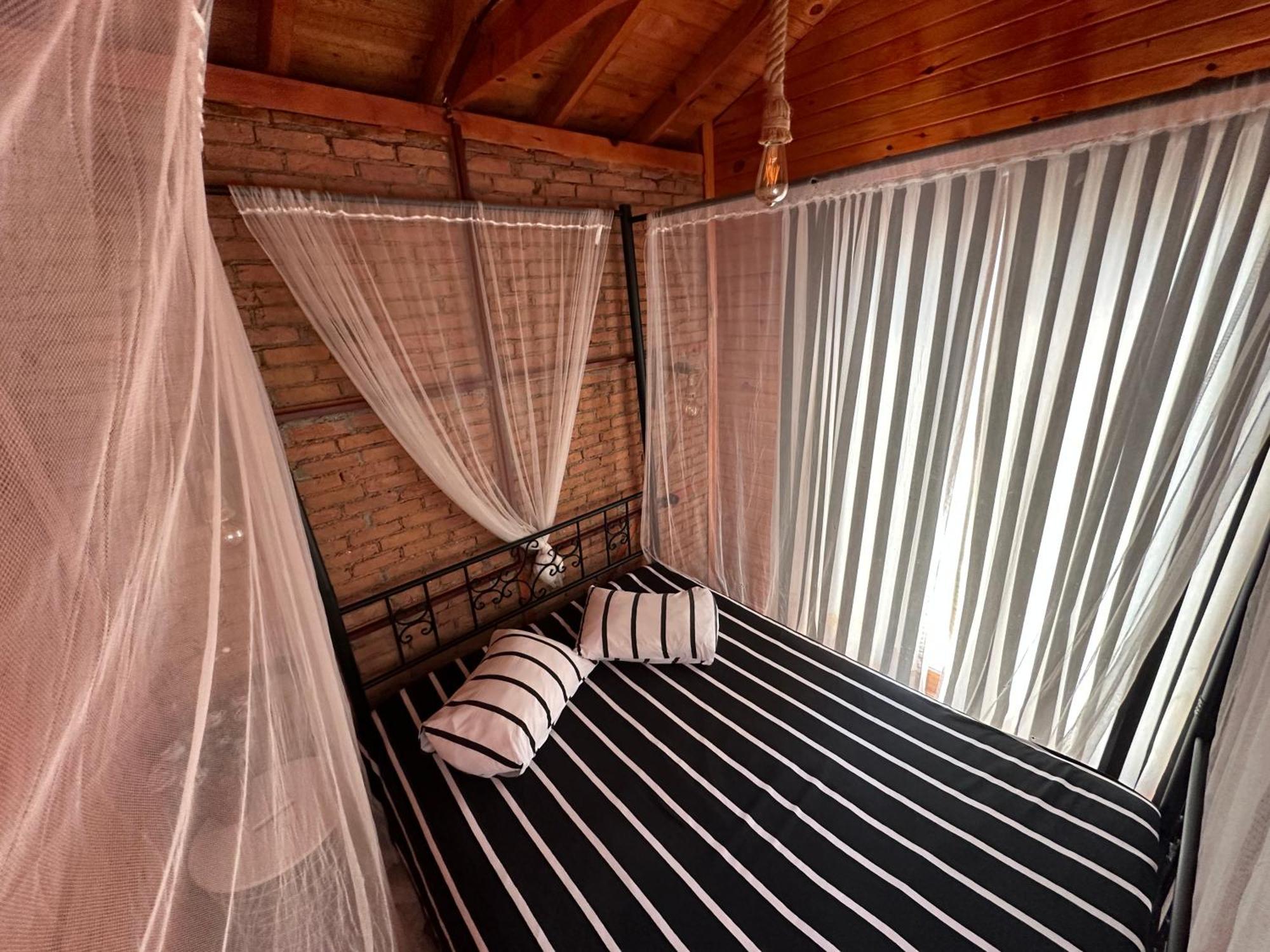 Otantik Tas Ev Bed & Breakfast Dalaman Luaran gambar