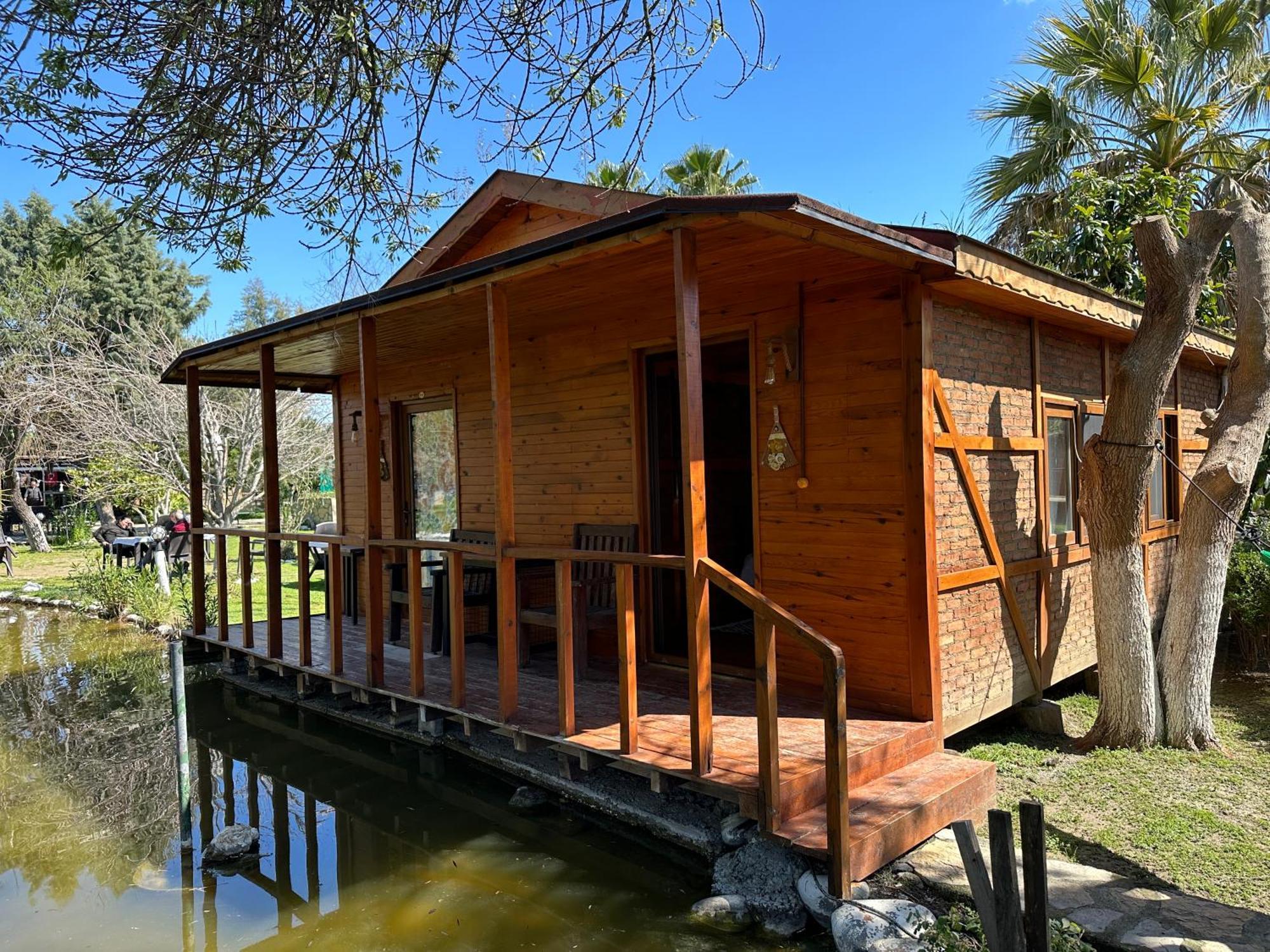 Otantik Tas Ev Bed & Breakfast Dalaman Luaran gambar