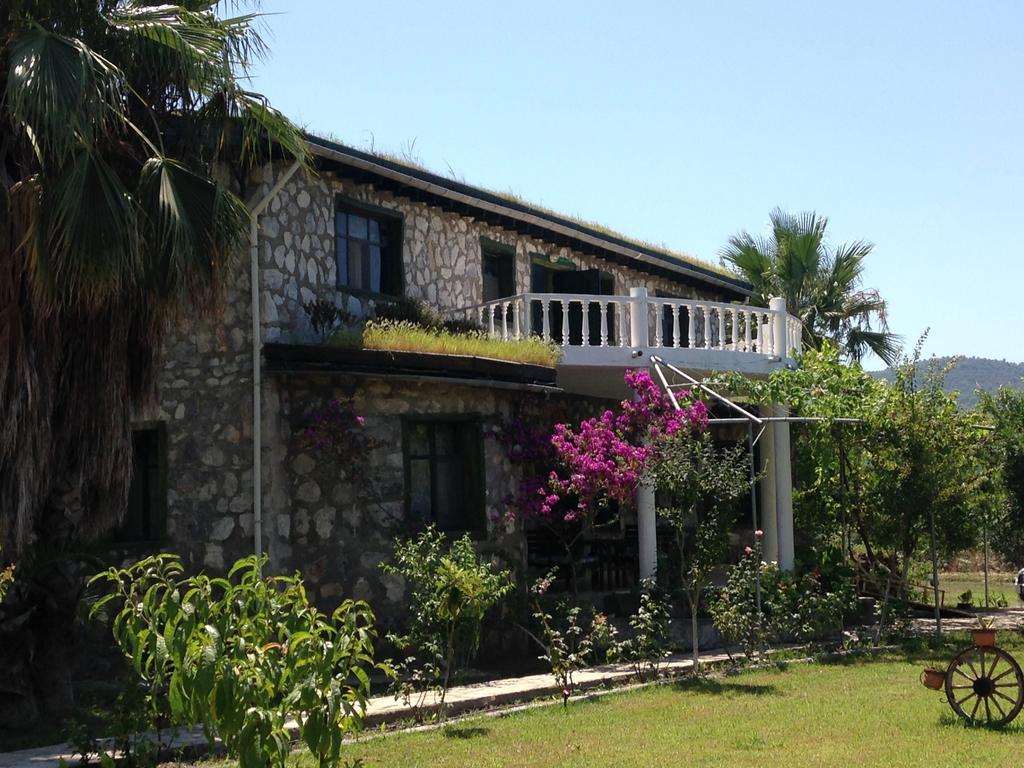 Otantik Tas Ev Bed & Breakfast Dalaman Luaran gambar