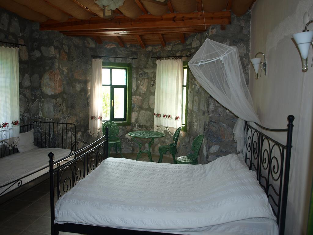 Otantik Tas Ev Bed & Breakfast Dalaman Luaran gambar