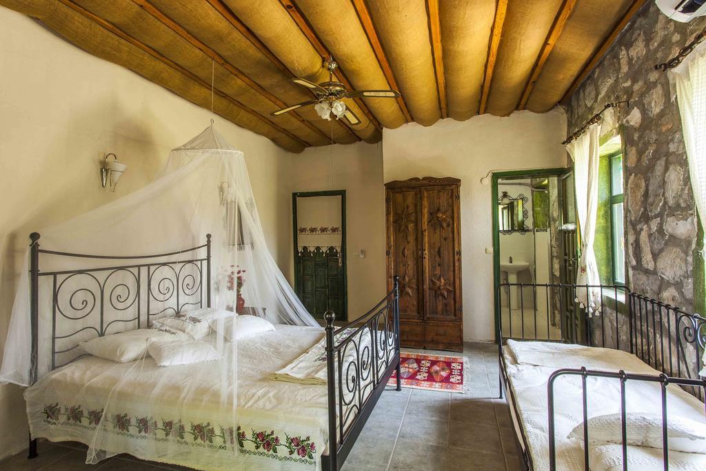 Otantik Tas Ev Bed & Breakfast Dalaman Luaran gambar