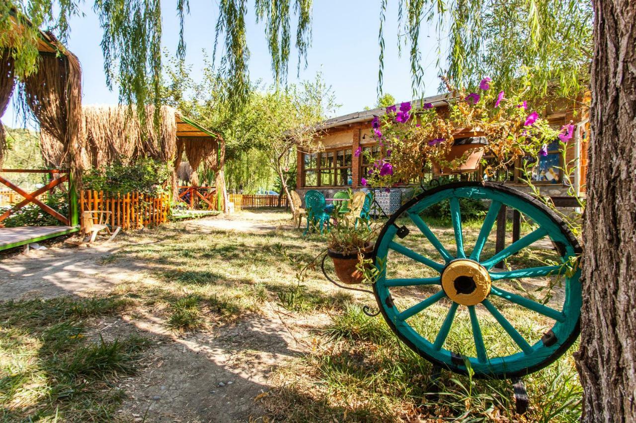 Otantik Tas Ev Bed & Breakfast Dalaman Luaran gambar