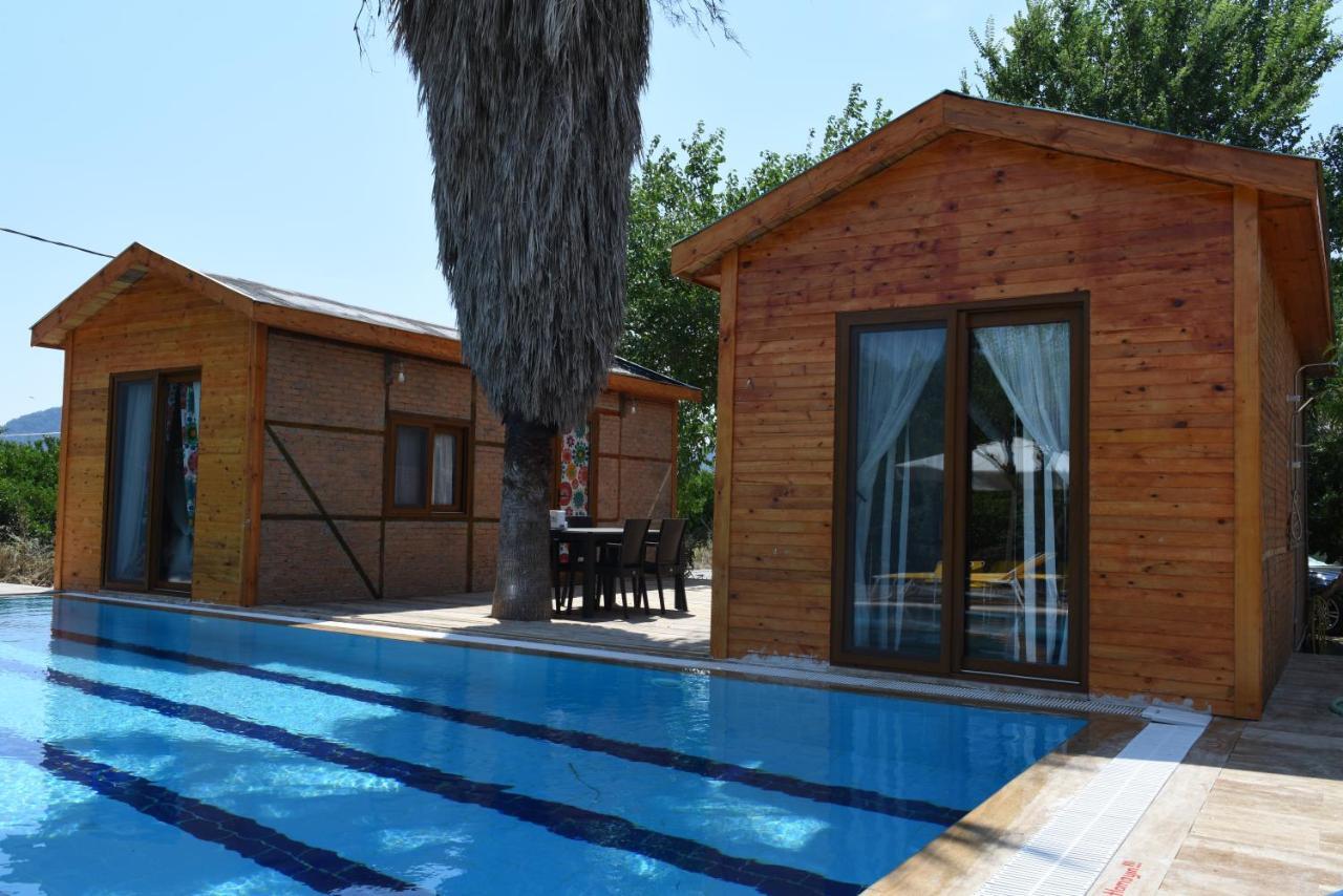 Otantik Tas Ev Bed & Breakfast Dalaman Luaran gambar