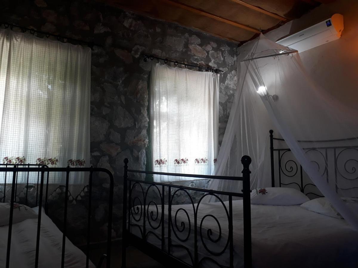 Otantik Tas Ev Bed & Breakfast Dalaman Luaran gambar