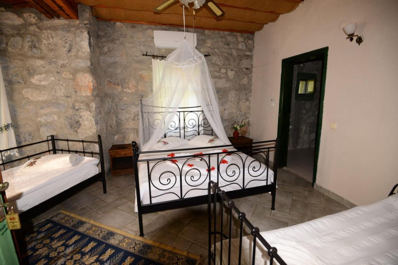 Otantik Tas Ev Bed & Breakfast Dalaman Luaran gambar
