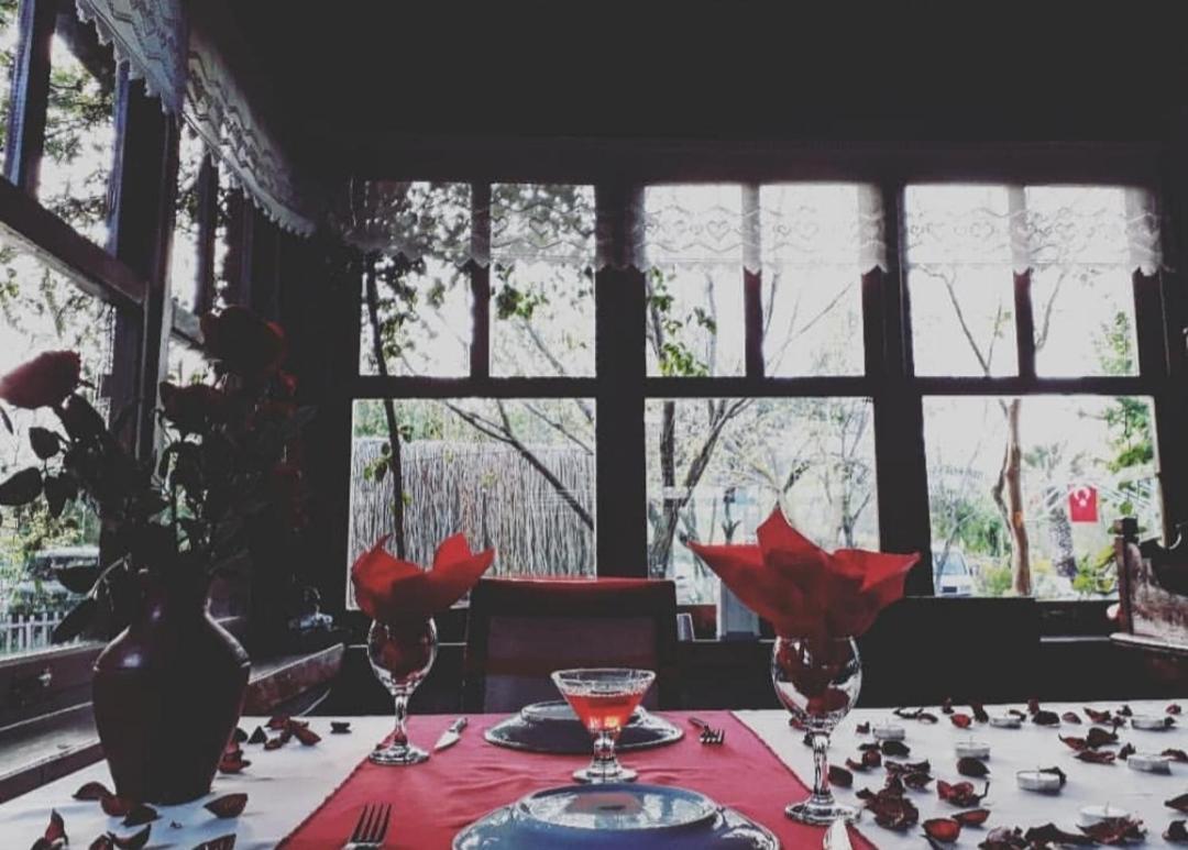 Otantik Tas Ev Bed & Breakfast Dalaman Luaran gambar